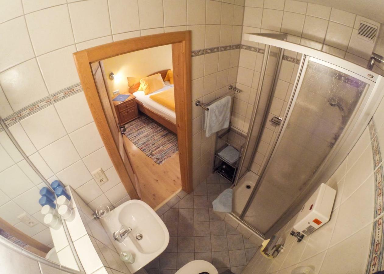 Haus Falkner Mutters Luaran gambar